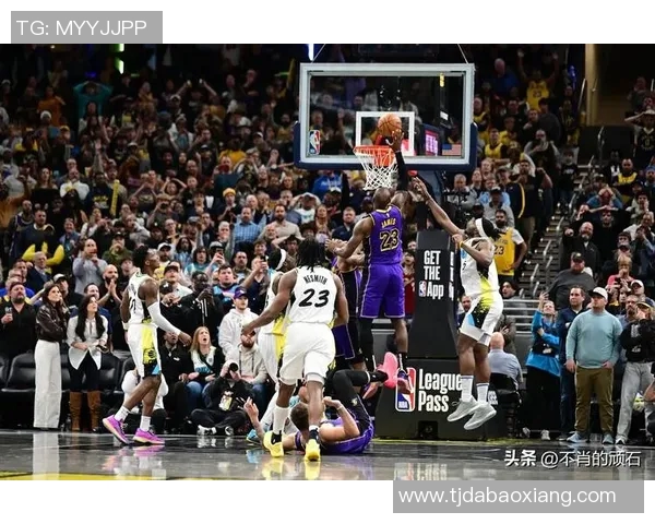 勒布朗詹姆斯在球场上的精神力量与胜负背后的深刻启示 勒布朗詹姆斯在球场上的精神力量与胜负背后的深刻启示