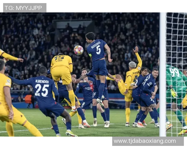 多特蒙德与巴黎圣日耳曼首回合激战回顾与精彩瞬间分析 多特蒙德与巴黎圣日耳曼首回合激战回顾与精彩瞬间分析