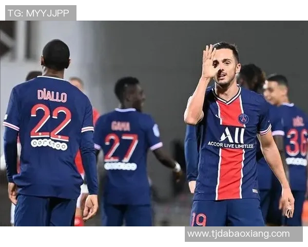 巴黎圣曼与蒙队激战在即谁能在这场对决中笑到最后